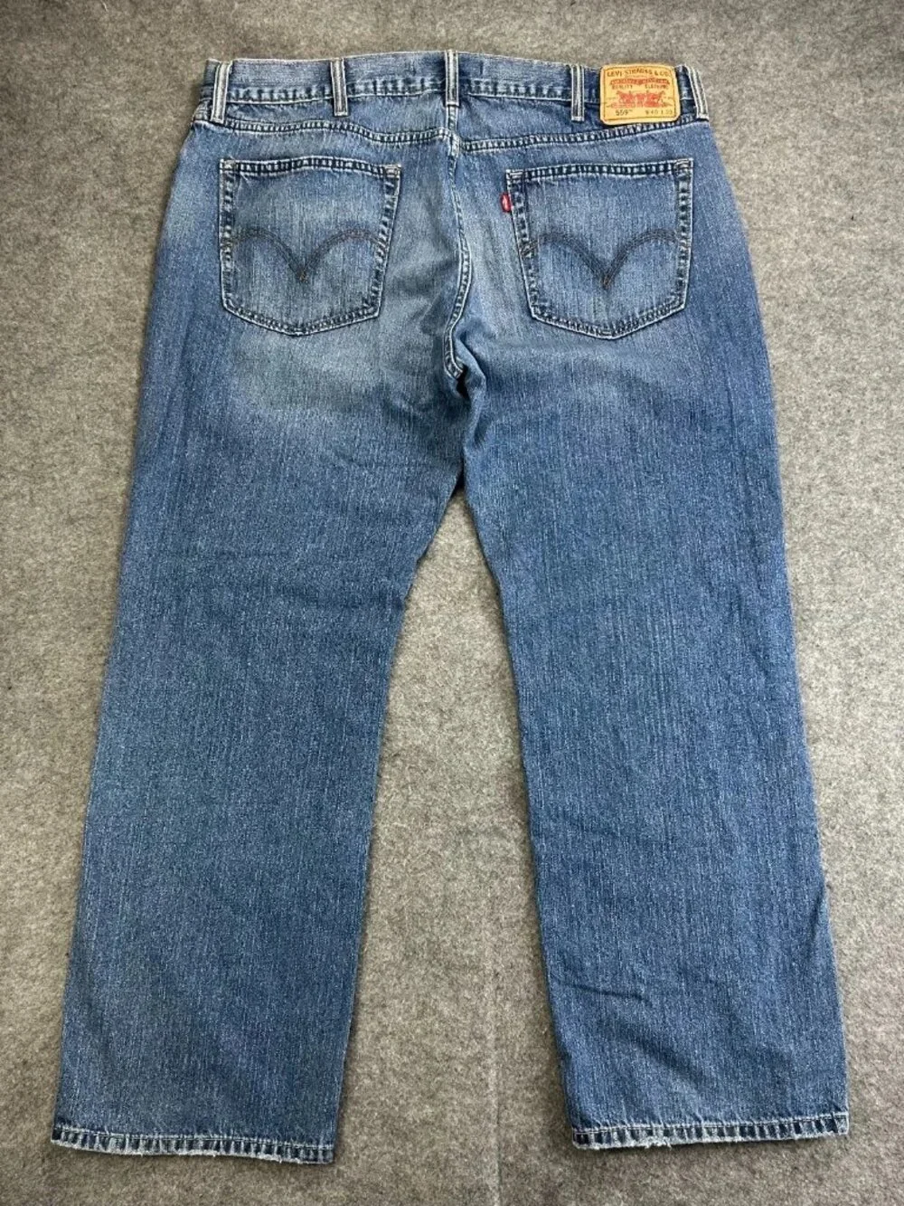 Levi's 559 Straight Leg Jeans Mens 40x30 Blue Denim Medium Wash Relaxed Fit